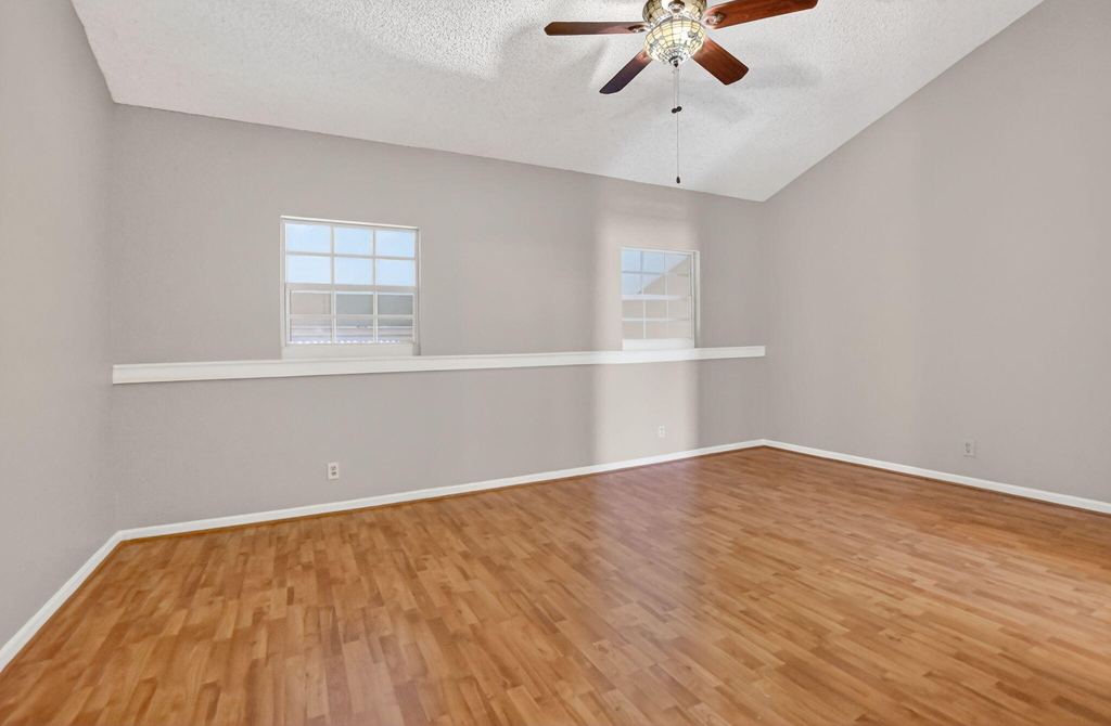 243 Nw 45th Avenue - Photo 19