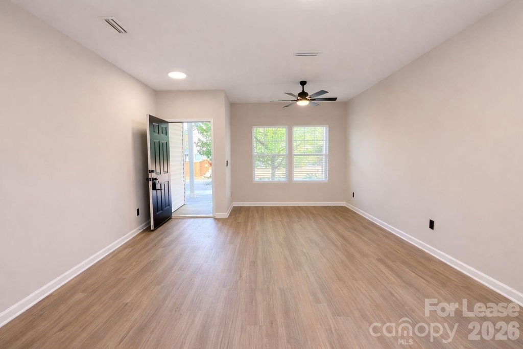 12881 Clydesdale Drive - Photo 8