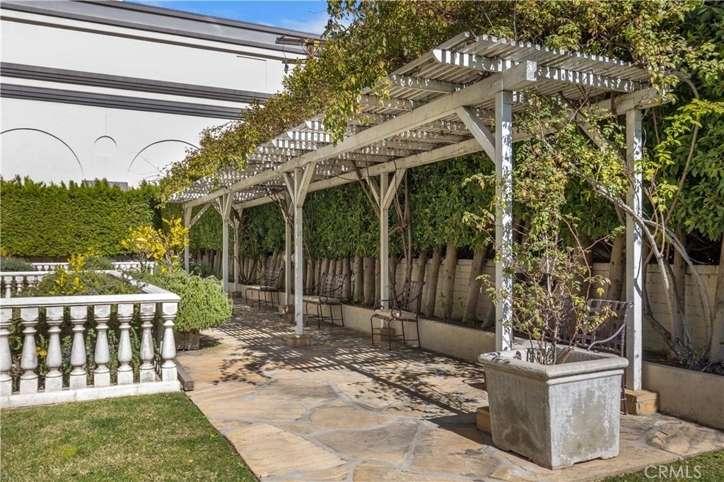 1424 N Crescent Heights Boulevard - Photo 35