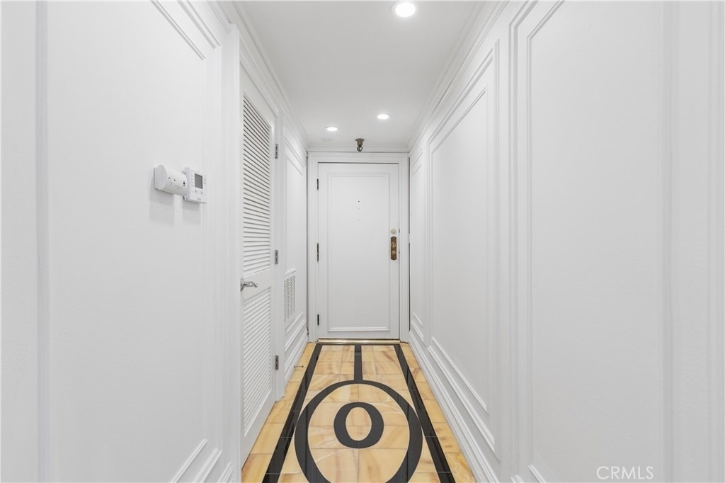 1424 N Crescent Heights Boulevard - Photo 8