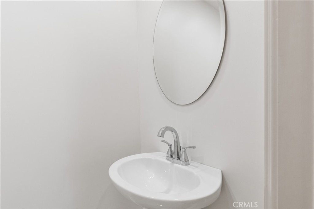 1424 N Crescent Heights Boulevard - Photo 29