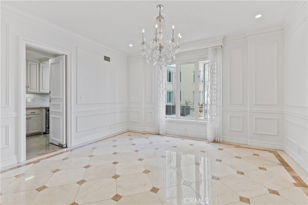 1424 N Crescent Heights Boulevard - Photo 9