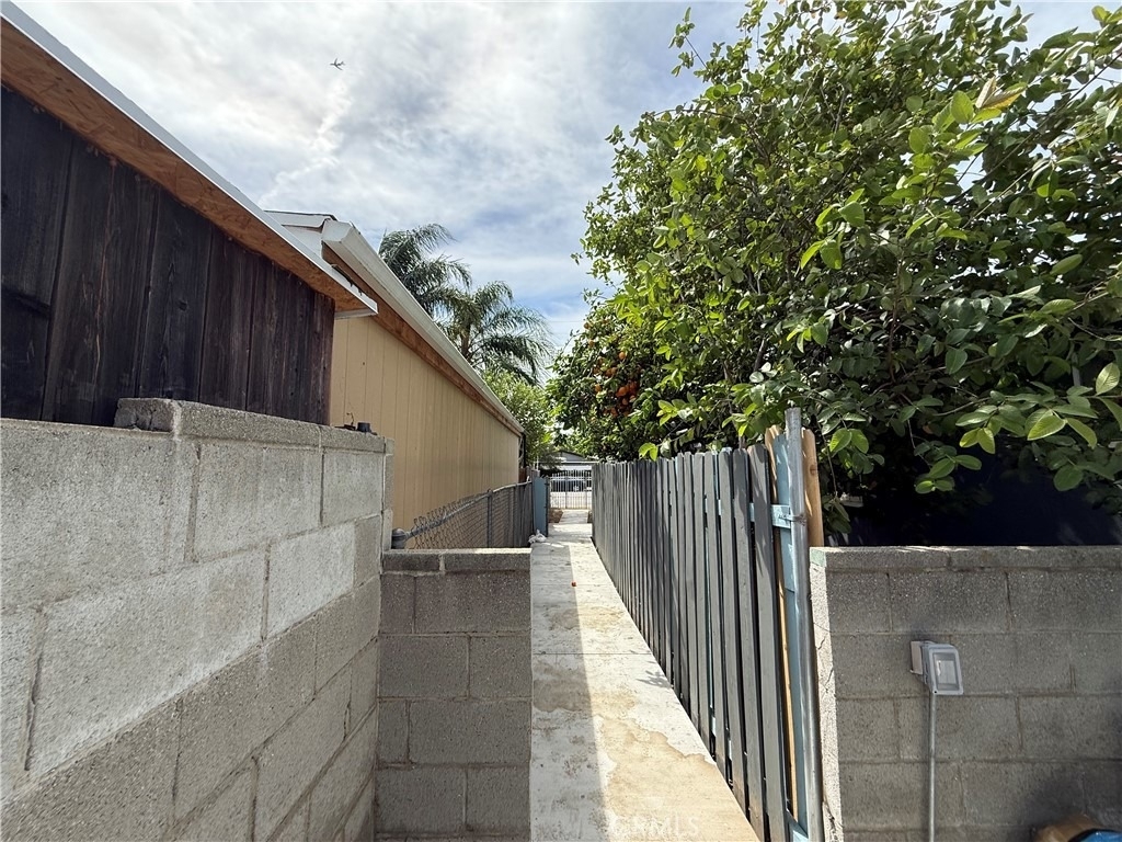 20953 Saticoy - Photo 2
