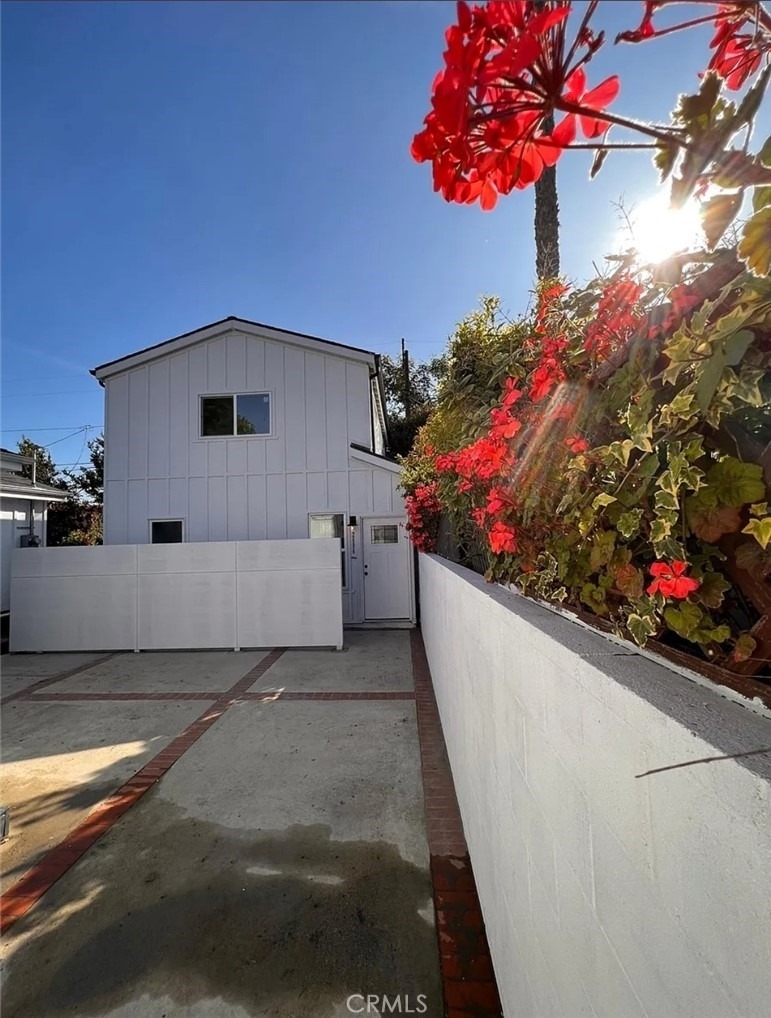 2686 Greenfield - Photo 1