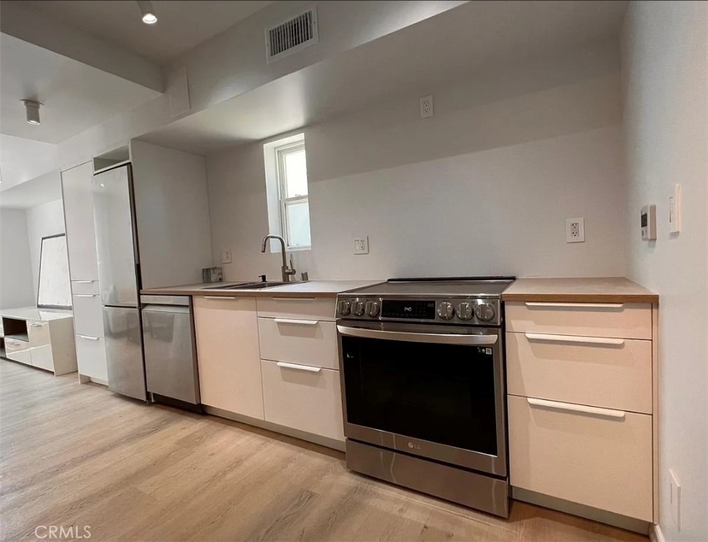 2686 Greenfield - Photo 4