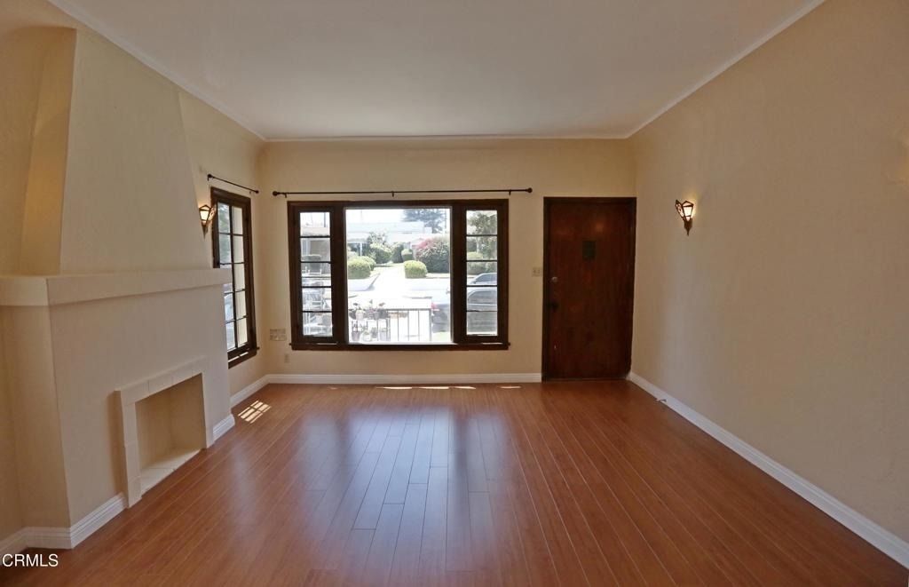 126 S Olive Avenue - Photo 2
