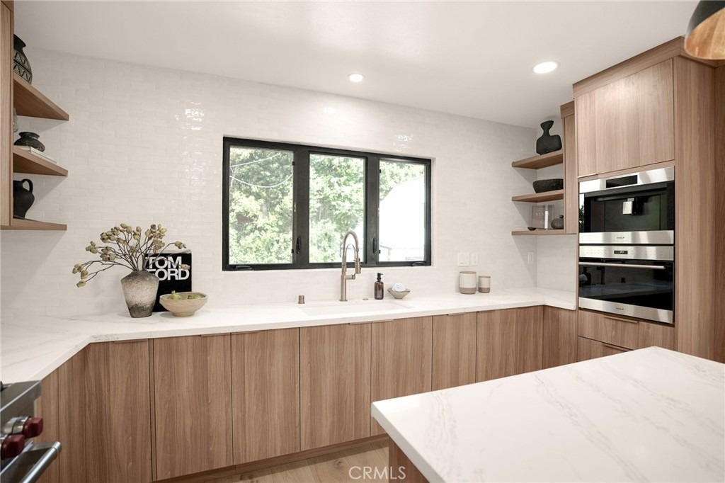 1012 Cory Avenue - Photo 13