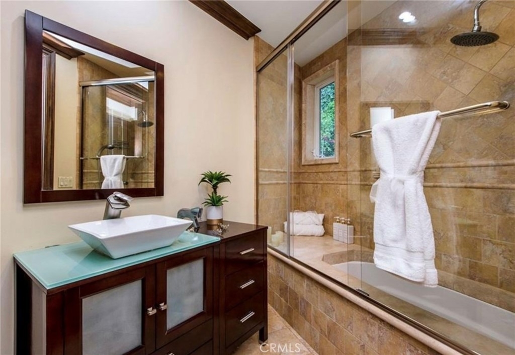 1441 Robmar - Photo 13