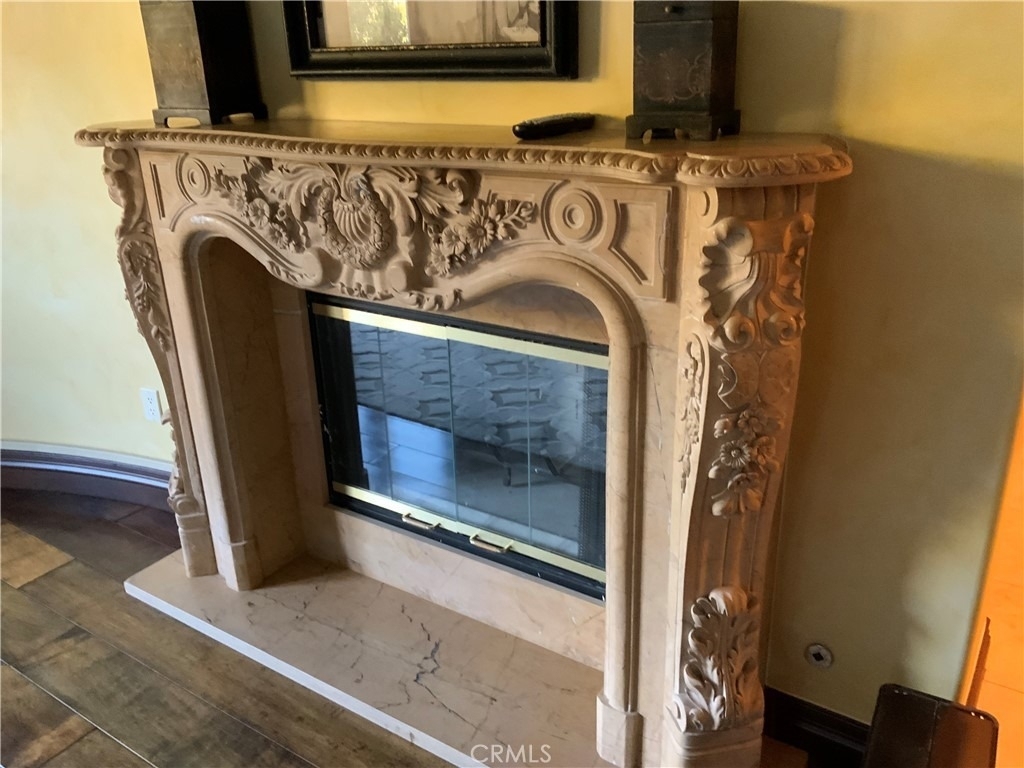 1441 Robmar - Photo 8