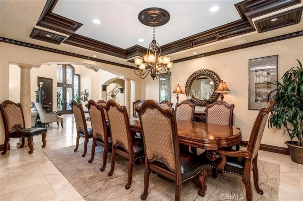 1441 Robmar - Photo 3