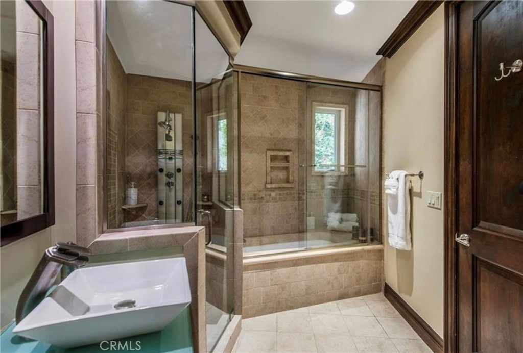 1441 Robmar - Photo 14