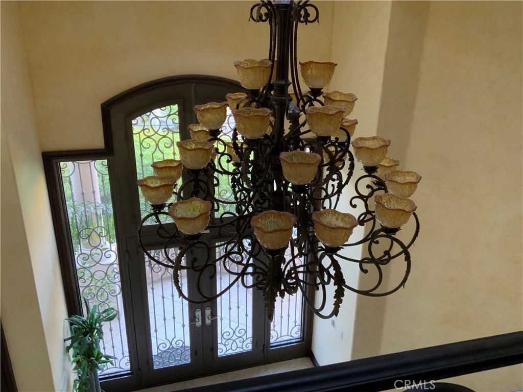 1441 Robmar - Photo 6