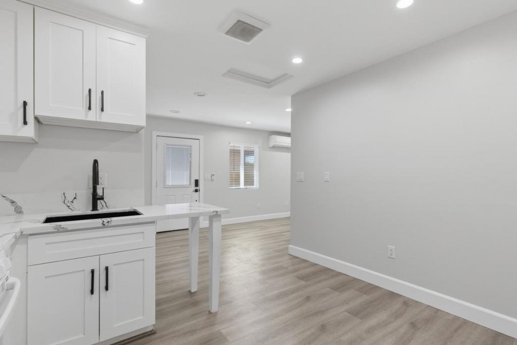 10788 Mercer Avenue - Photo 11