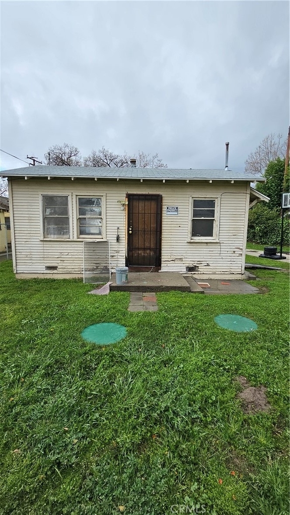 1410 Canyon - Photo 0