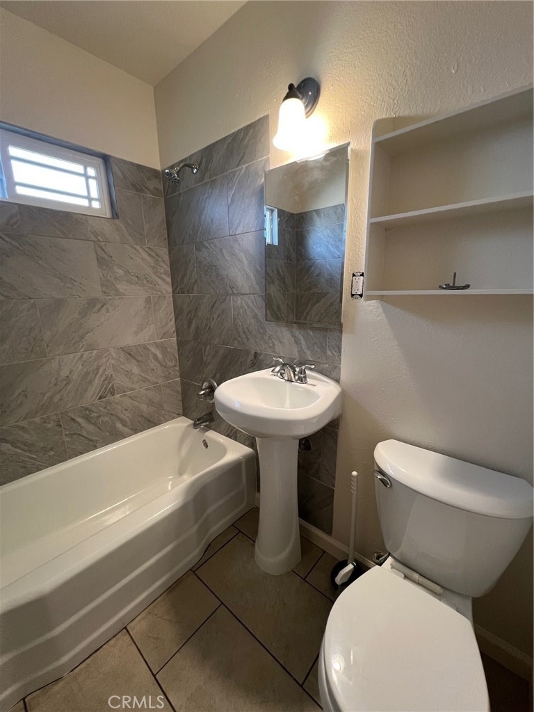 635 W 17th - Photo 7