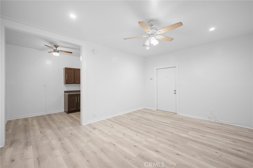 131 S Jackson Street - Photo 6