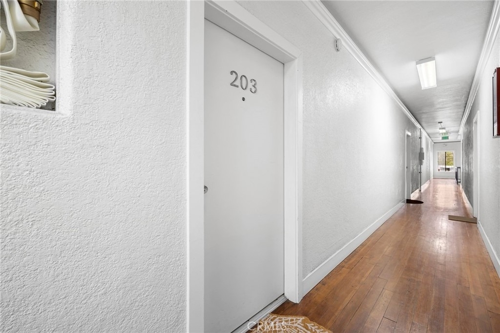 131 S Jackson Street - Photo 2