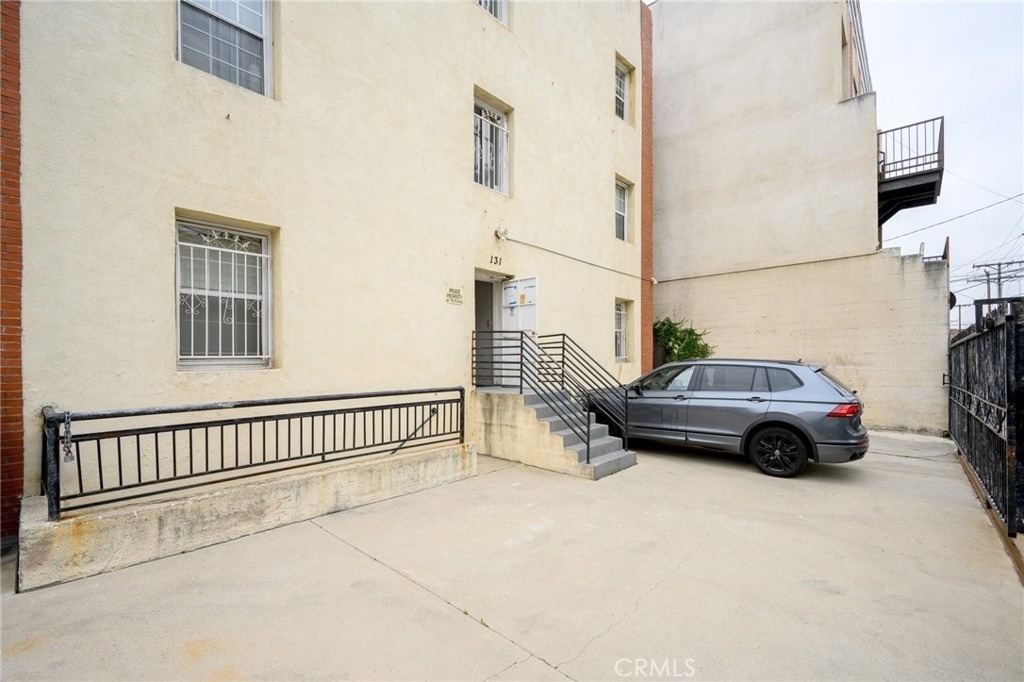 131 S Jackson Street - Photo 13