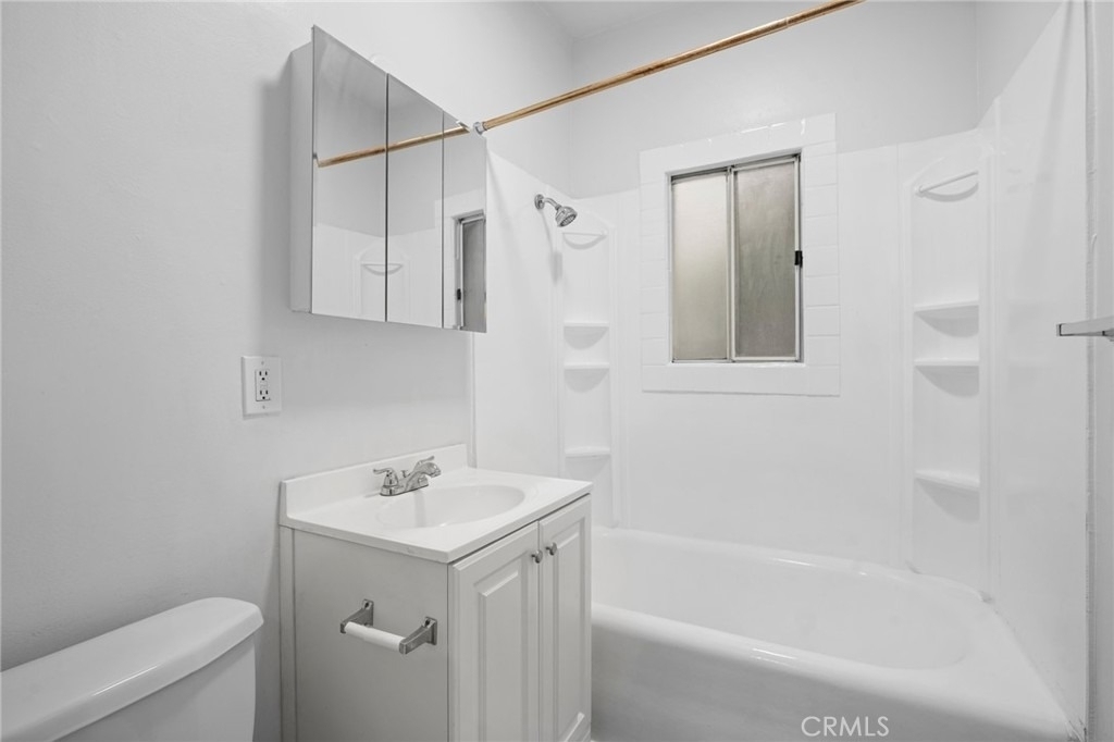 131 S Jackson Street - Photo 11