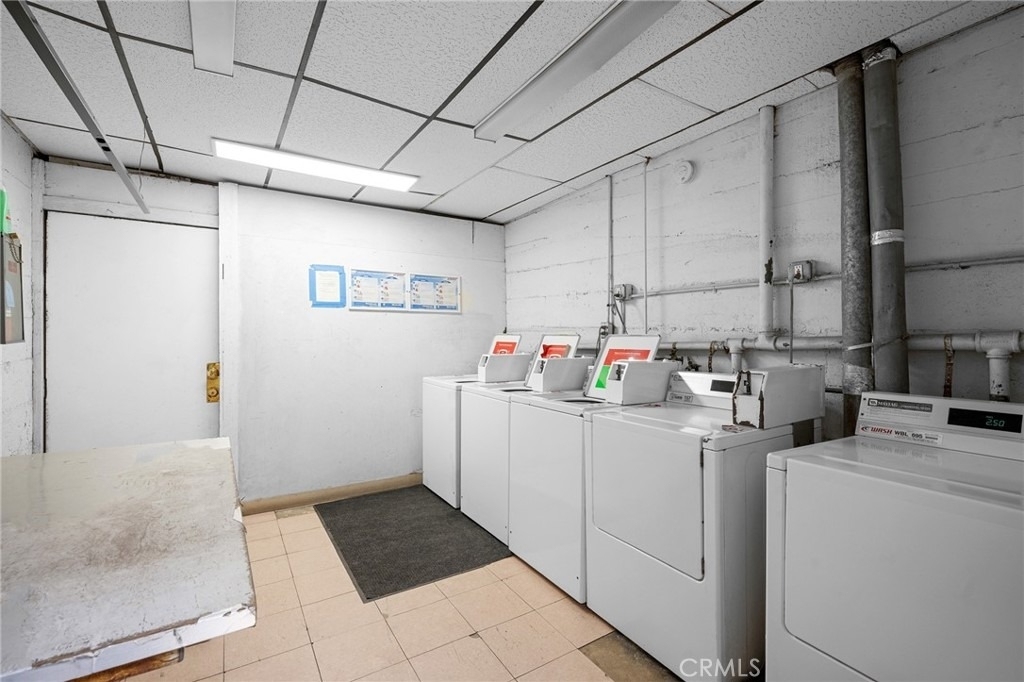 131 S Jackson Street - Photo 12