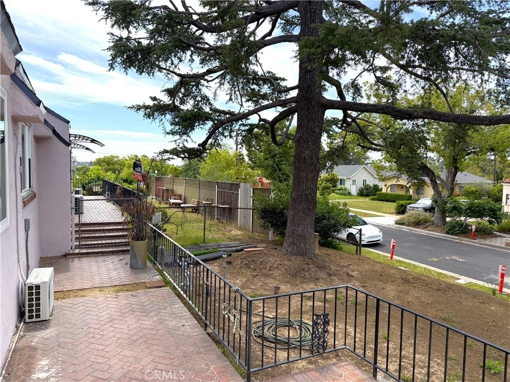 522 Westminster - Photo 14