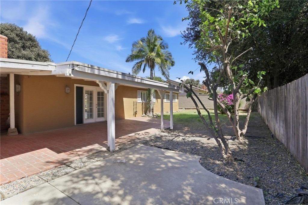 524 E Ghent - Photo 23