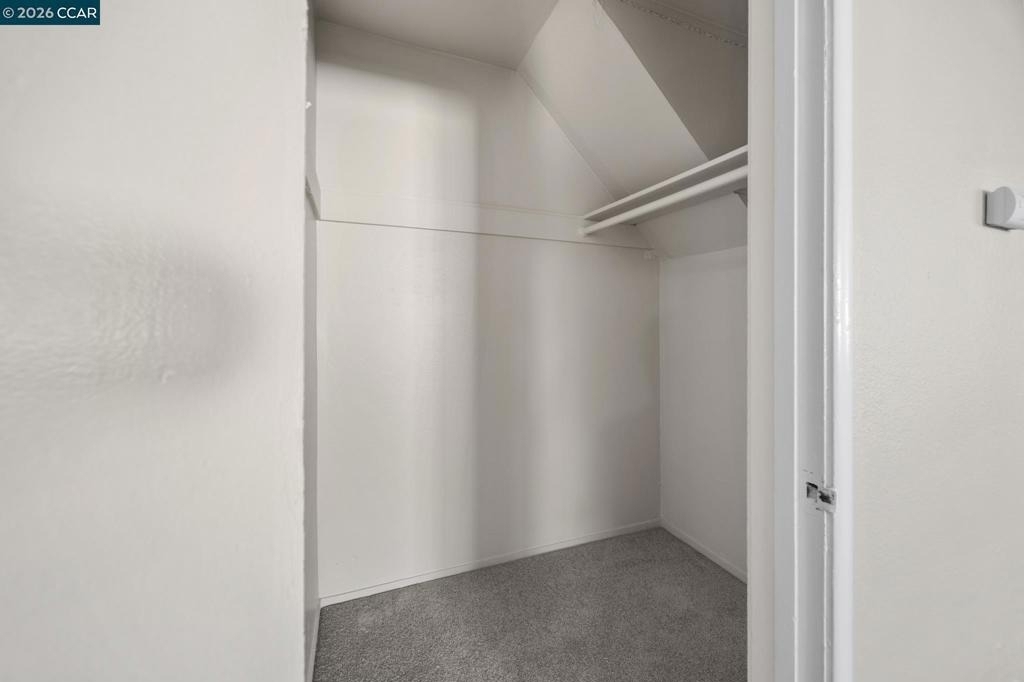2756 Argyll Ave - Photo 16