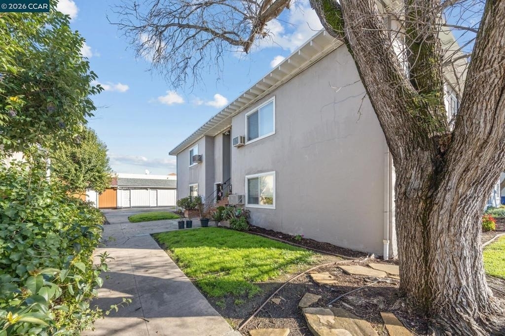 2756 Argyll Ave - Photo 10