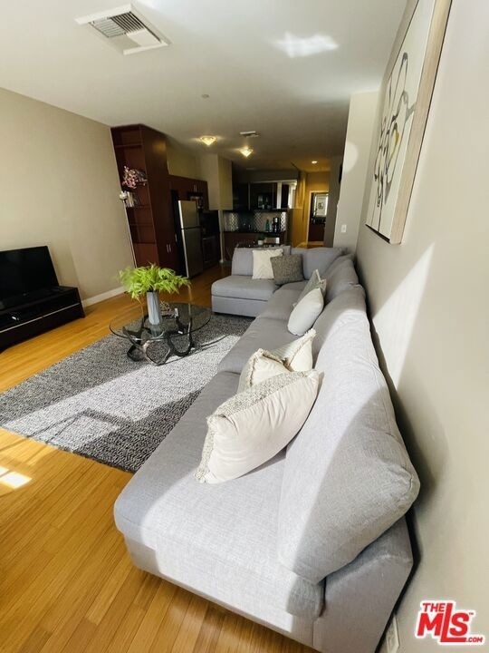 3810 Wilshire Boulevard - Photo 1
