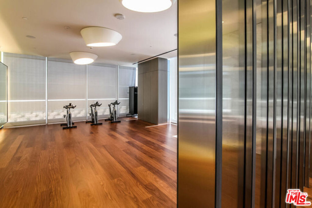 889 Francisco Street - Photo 17