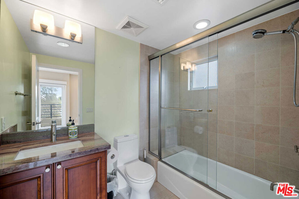 438 Arnaz Drive - Photo 6