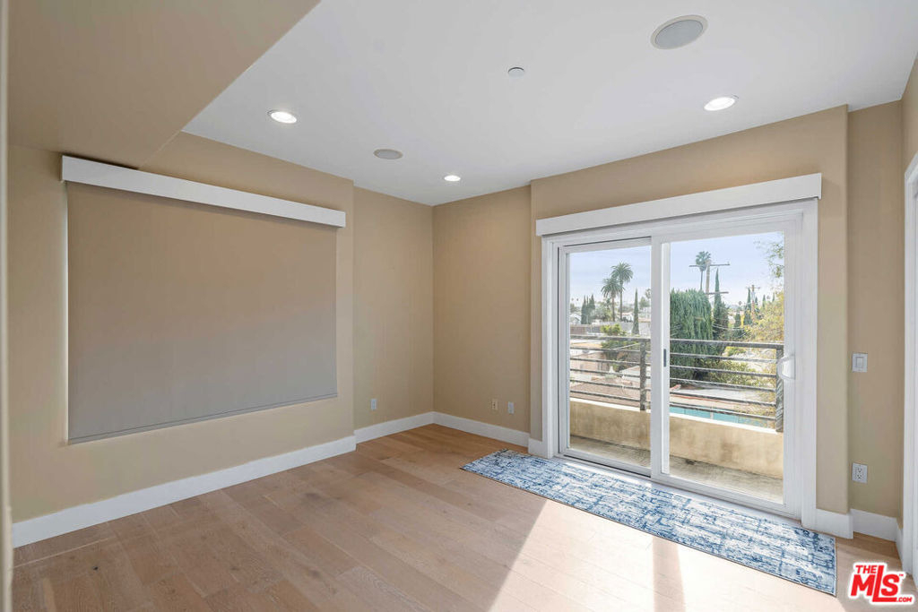 438 Arnaz Drive - Photo 7