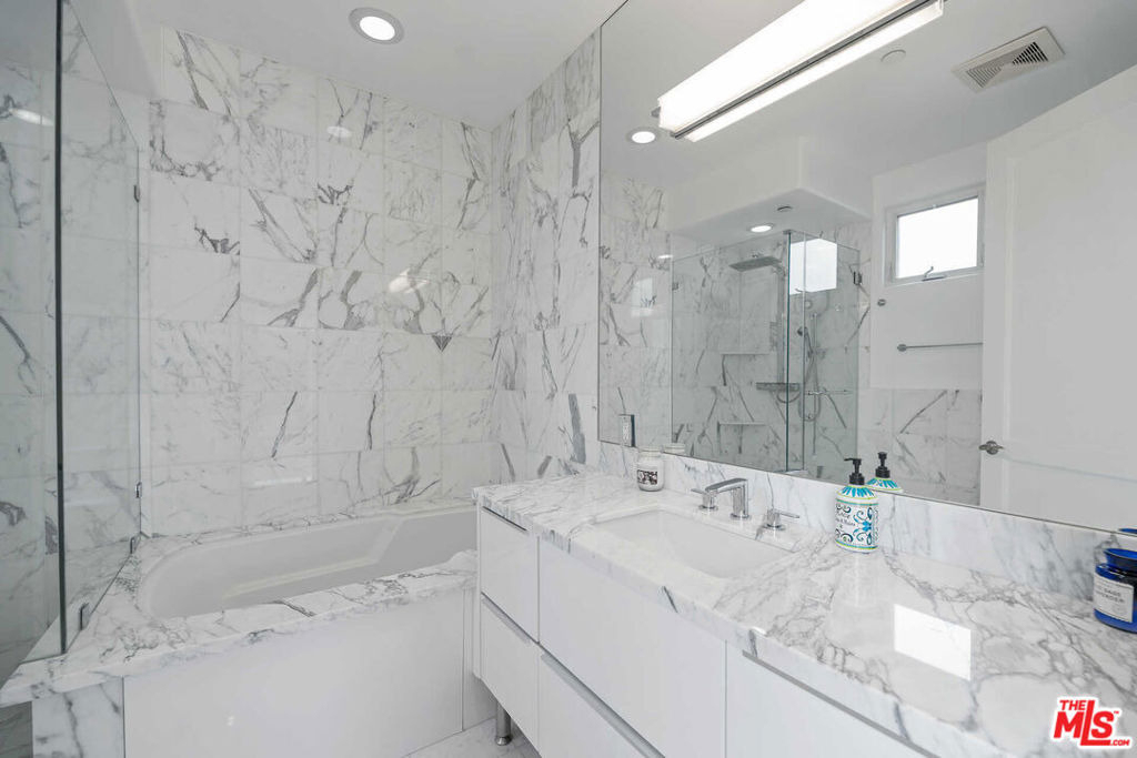 438 Arnaz Drive - Photo 11