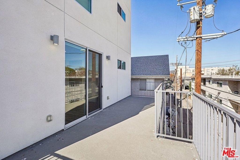 1814 Federal Avenue - Photo 14