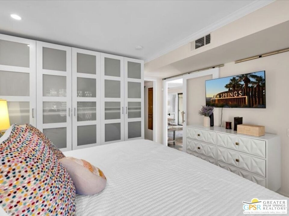 351 N Hermosa Drive - Photo 12