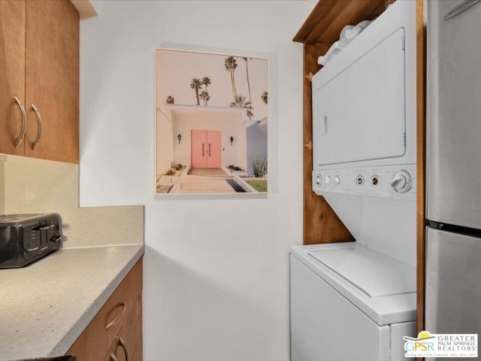 351 N Hermosa Drive - Photo 6