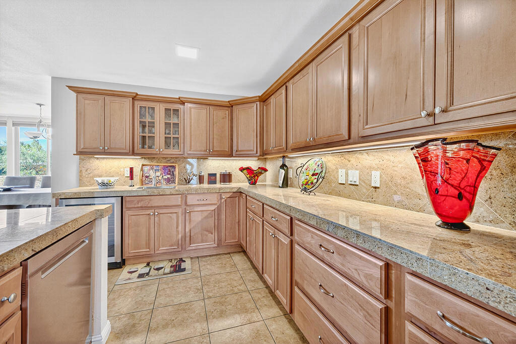 42505 Adams Street - Photo 4