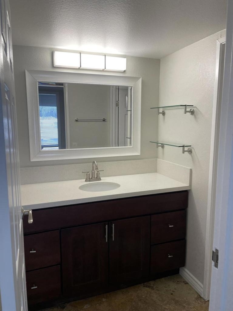 43376 Cook Street - Photo 16