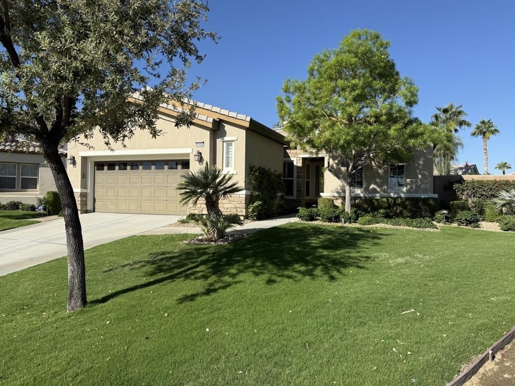 81450 Moonstone Court - Photo 2