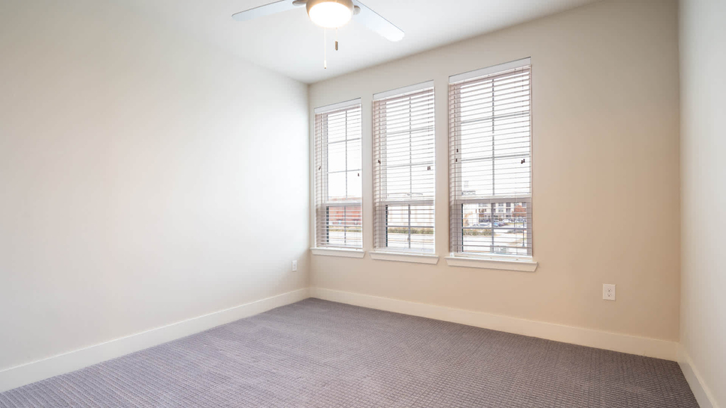 8455 Grace St - Photo 19