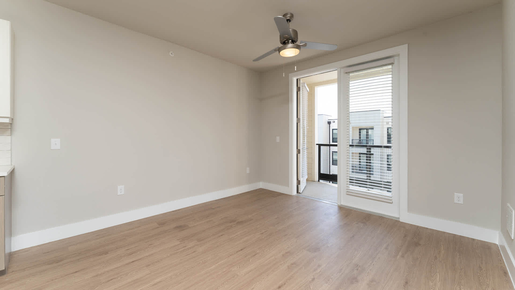 8455 Grace St - Photo 8