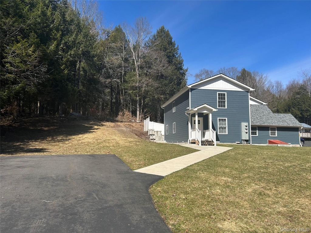 135 Gale Road - Photo 2
