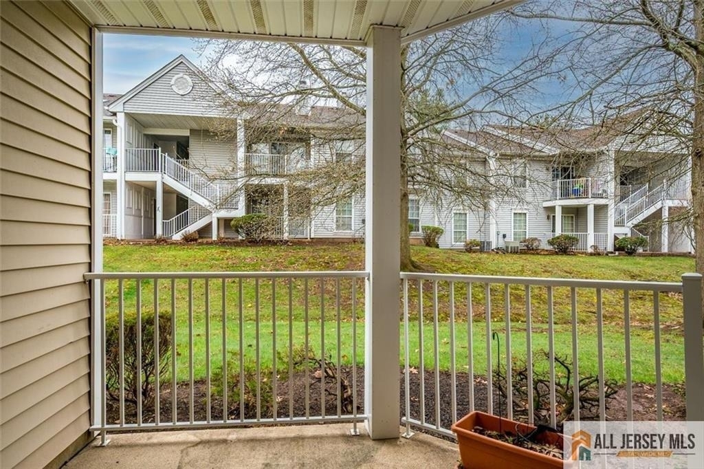 69 Amberly Court - Photo 17