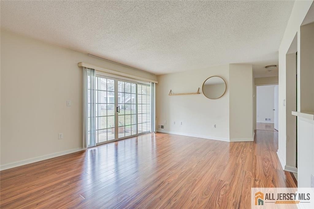 69 Amberly Court - Photo 3