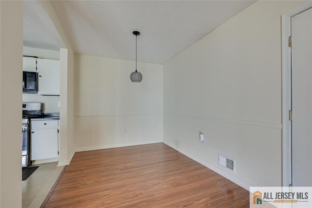 69 Amberly Court - Photo 6