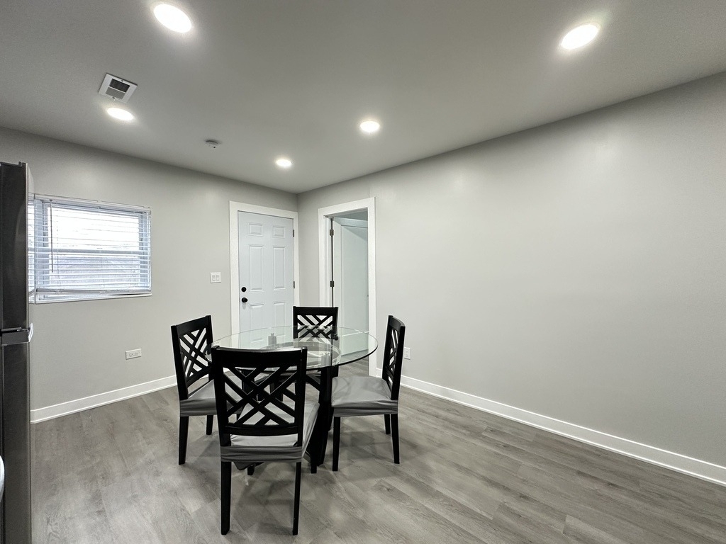 1937 W Grand Avenue - Photo 5