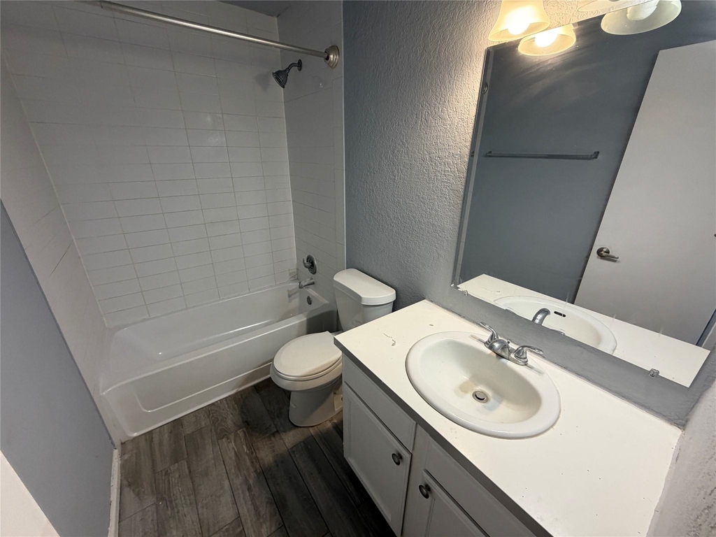 1431 Hyridge Cir - Photo 5