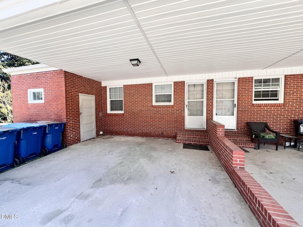 807 N Ellis Avenue - Photo 14