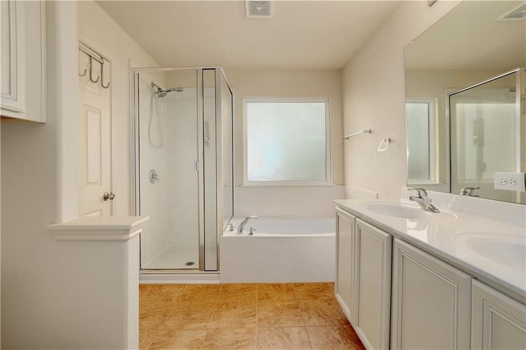 18410 Mammoth Cave Blvd - Photo 8