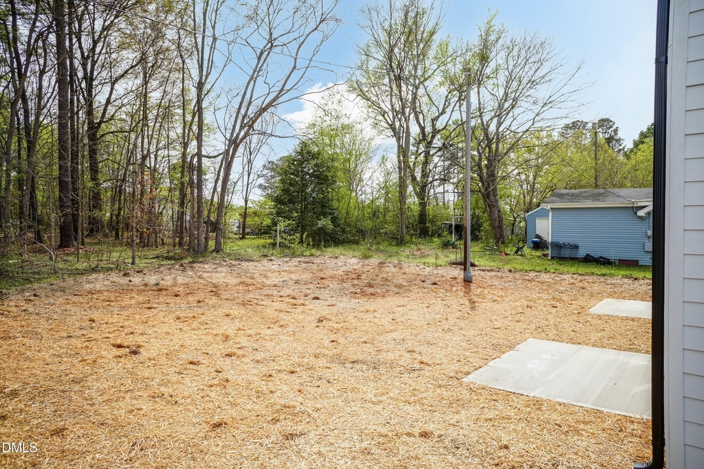 818 N Taylor Street - Photo 32